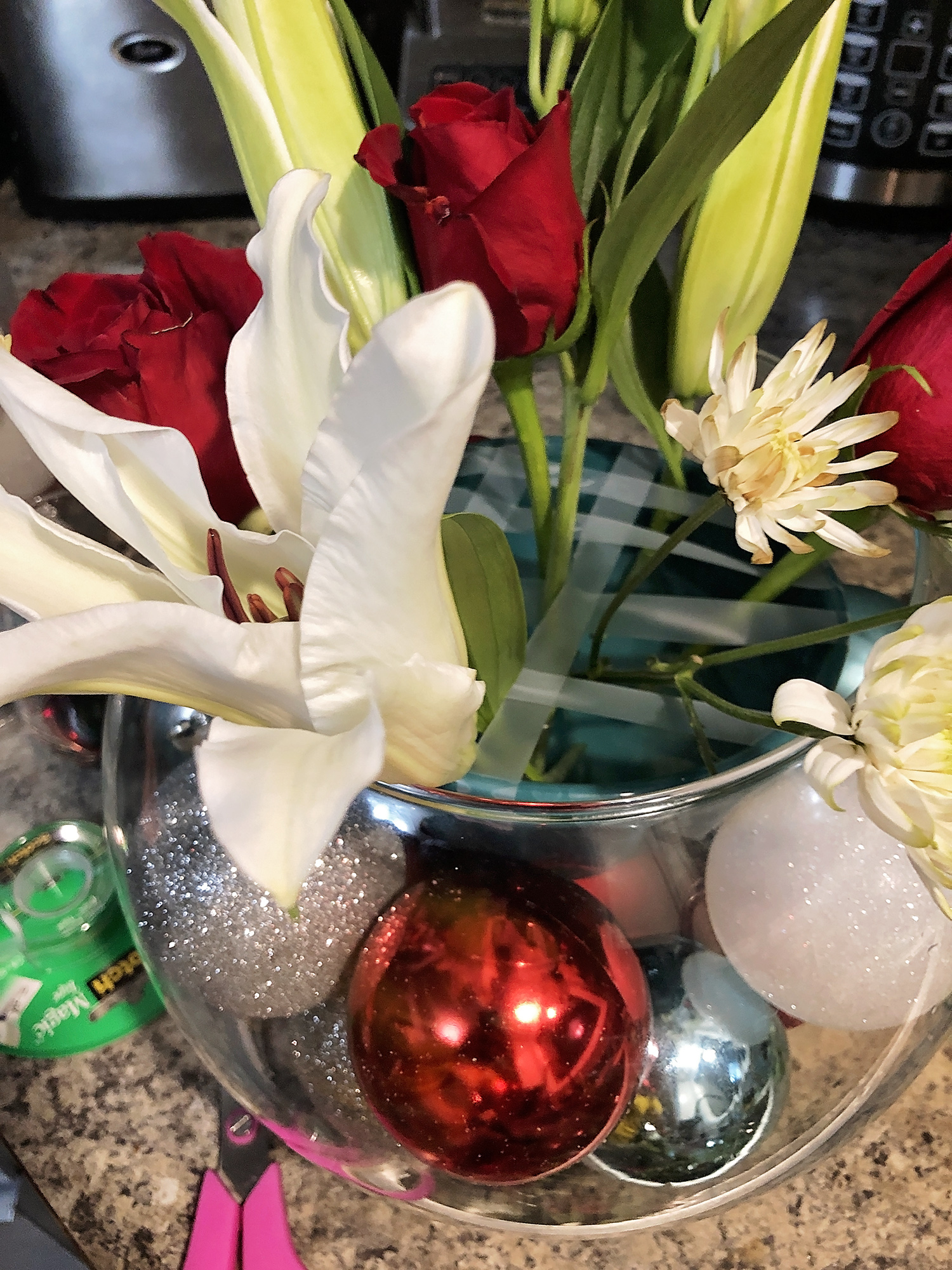 DIY Holiday Floral Centerpiece | A Well Crafted Party