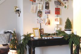 DIY Holiday Card Display // A Well Crafted Party