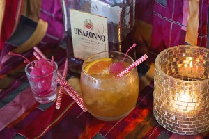 How to Make an Amaretto Sour - A Well Crafted Party
