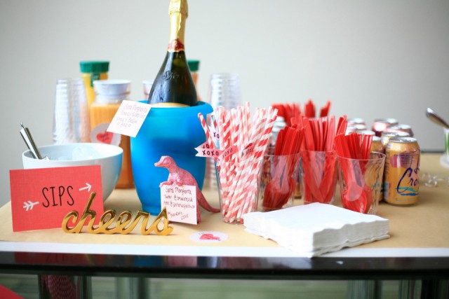 Simple and beautiful party decor compliments of Minted