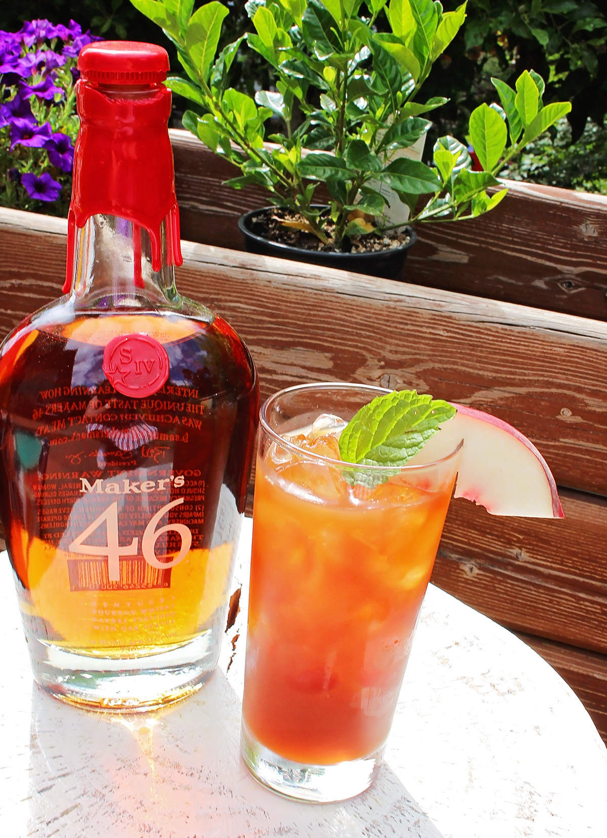 I partnered with Maker's 46 to create this recipe of Bourbon Peach Tea - a perfect summer cocktail!  Featured on A Well Crafted Party. 