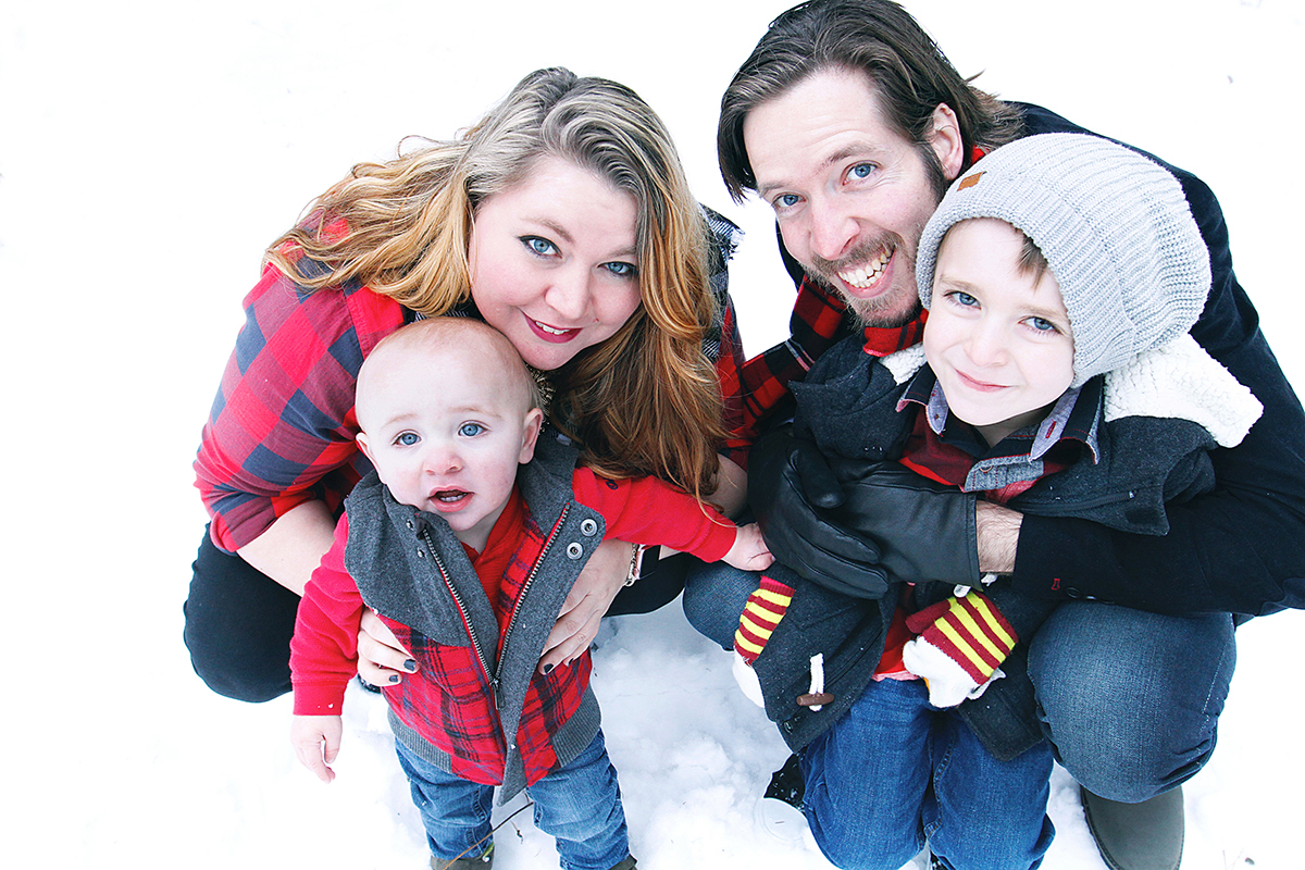Holiday Family Photos featured on A Well Crafted Party