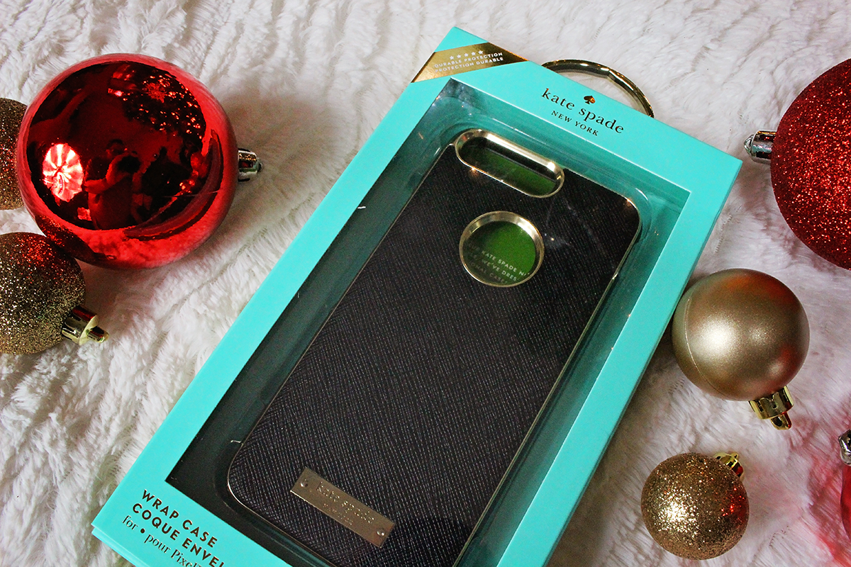 Protect your tech - Kate Spade Wrap Case - A Well Crafted Gift Guide (Sponsored)
