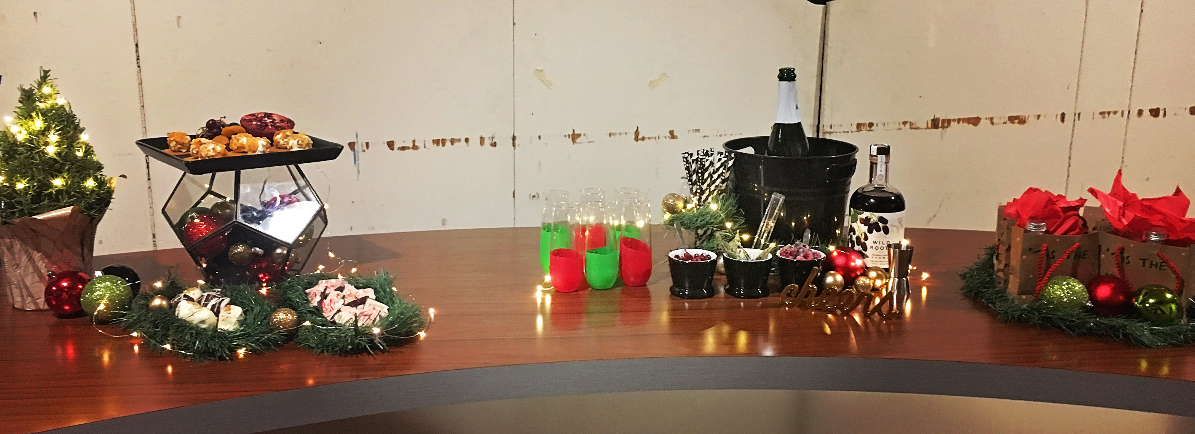 Holiday Party Decor Tips - Behind the Scenes at KATU - A Well Crafted Party