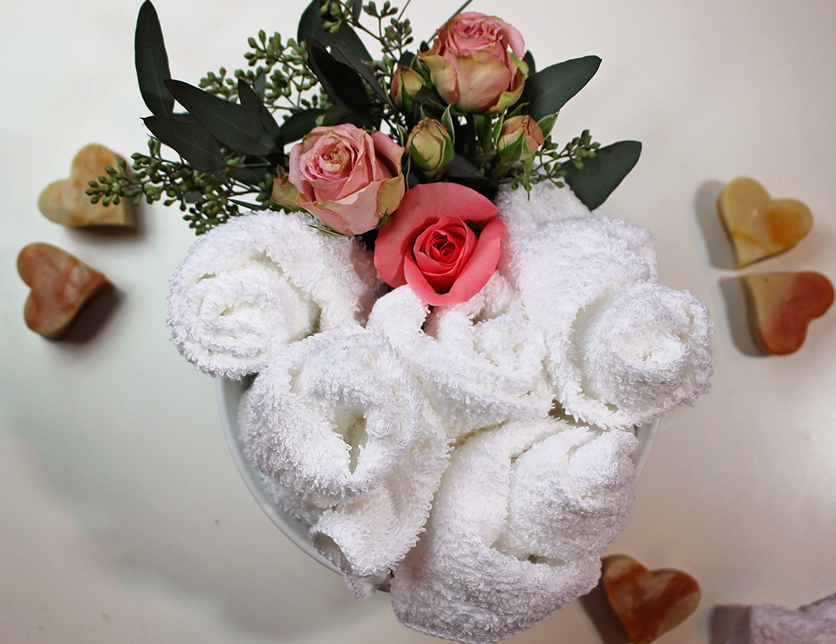 Rose Hot Towels for a Spa Party - A Well Crafted Party